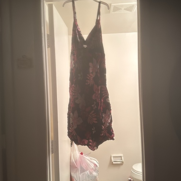 Flower dress - Picture 2 of 2